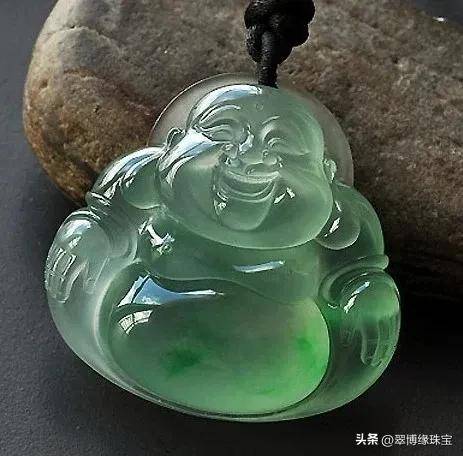 女戴佛有什么讲究吗?女人佩戴弥勒佛的好处-1