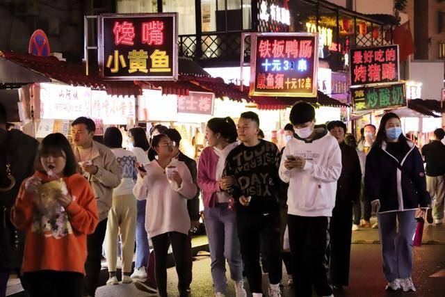 现在年轻人创业做什么比较好?适合年轻人干的行业-1 现在年轻人创业做什么比较好?适合年轻人干的行业-1