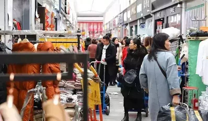 服装批发怎么进货?卖服装进货技巧-1