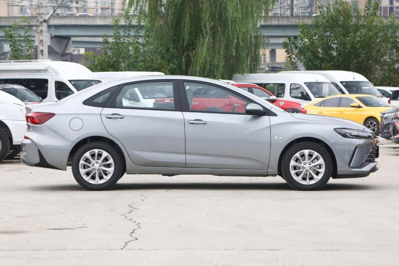 最省油的家用轿车排行榜第一名-1