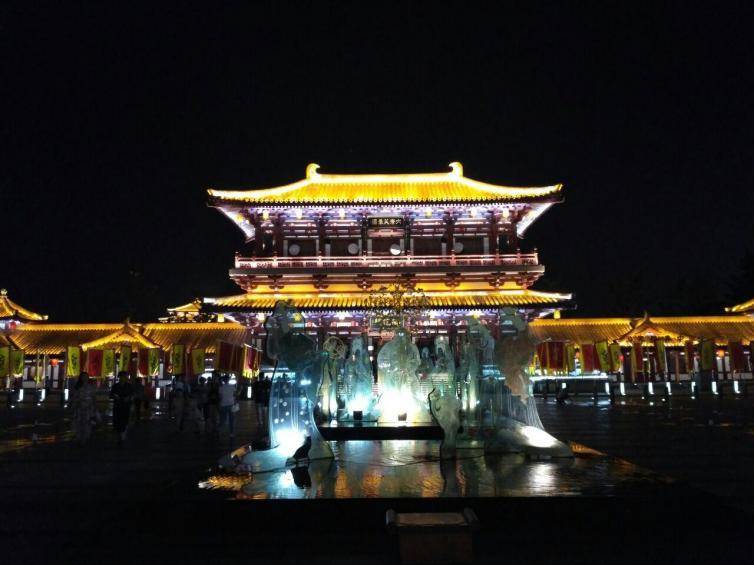 西安最出名的景区有哪些(西安名胜景点前十名排行榜)-1 西安最出名的景区有哪些(西安名胜景点前十名排行榜)-1