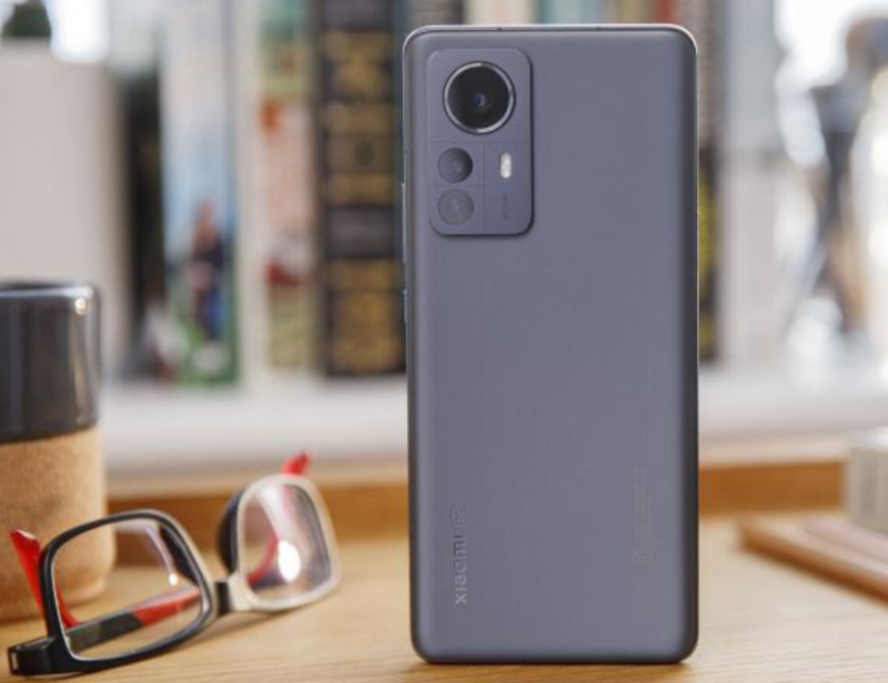 2023年手机性价比排行榜前十名(手机排行榜前十名)-1