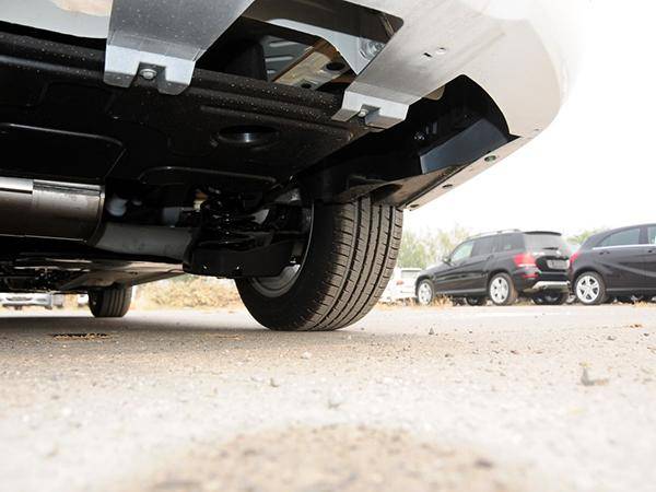 适合女生开的底盘高的车型(底盘高的轿车排名前十)-1 适合女生开的底盘高的车型(底盘高的轿车排名前十)-1