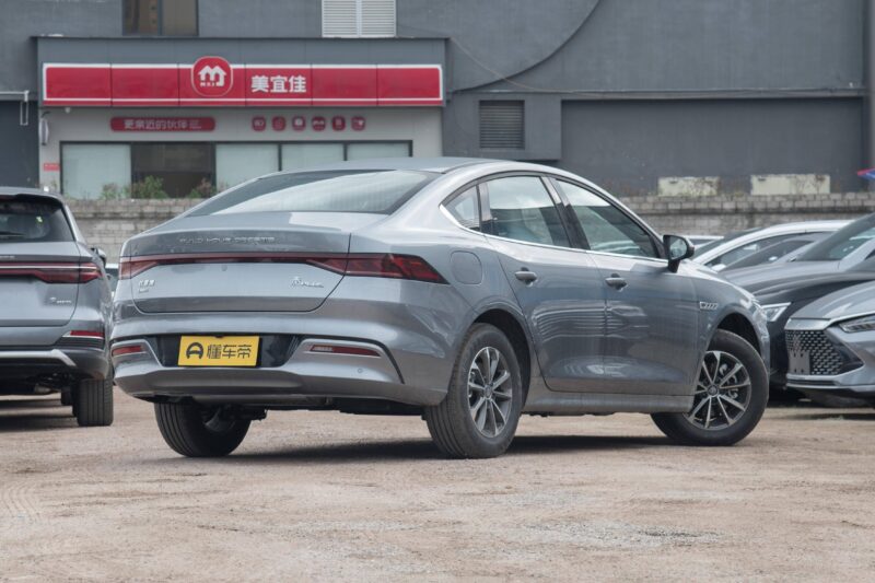 10万落地最热销十款车(热销车排行榜前十名)-1 10万落地最热销十款车(热销车排行榜前十名)-1