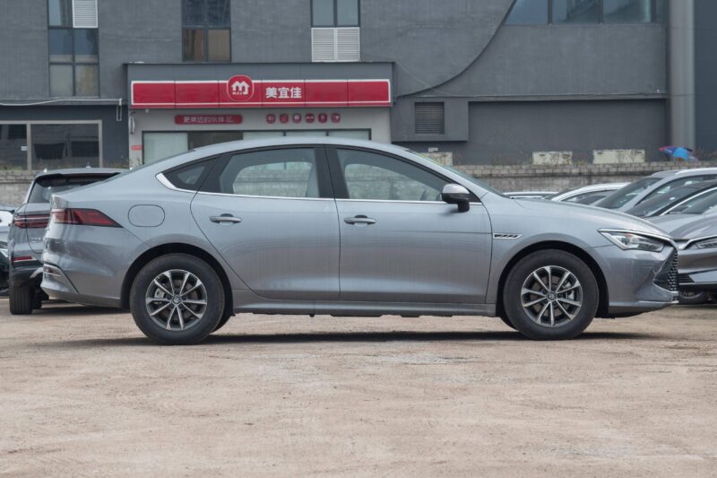 10万落地最热销十款车(热销车排行榜前十名)-1 10万落地最热销十款车(热销车排行榜前十名)-1