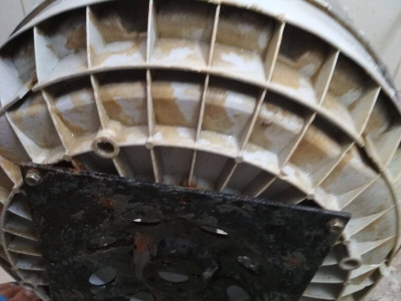 怎样拆洗洗衣机内胆-1 怎样拆洗洗衣机内胆-1