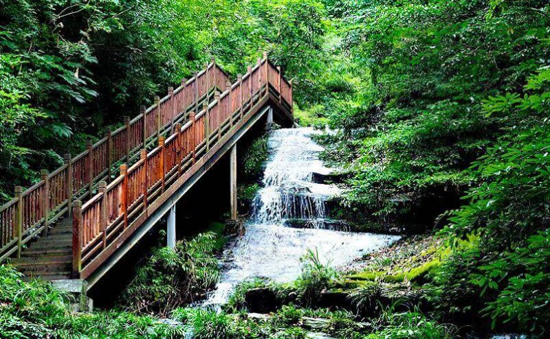 四川成都旅游必去十大景点推荐-1