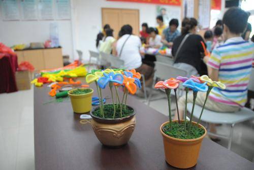 在小县城最适合女人开的店有哪些-1 在小县城最适合女人开的店有哪些-1