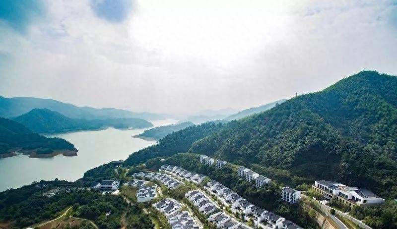 民宿自己怎么经营？-赚在家创业号