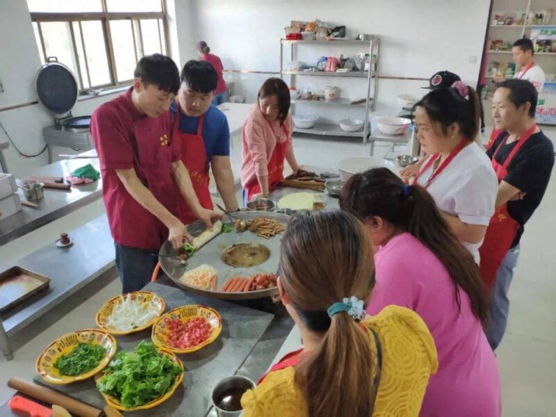 没人愿意干的68个暴利行业-1