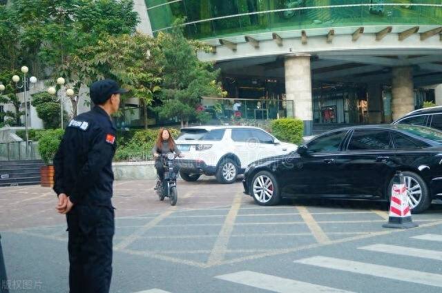 15岁不上学干什么赚钱-1