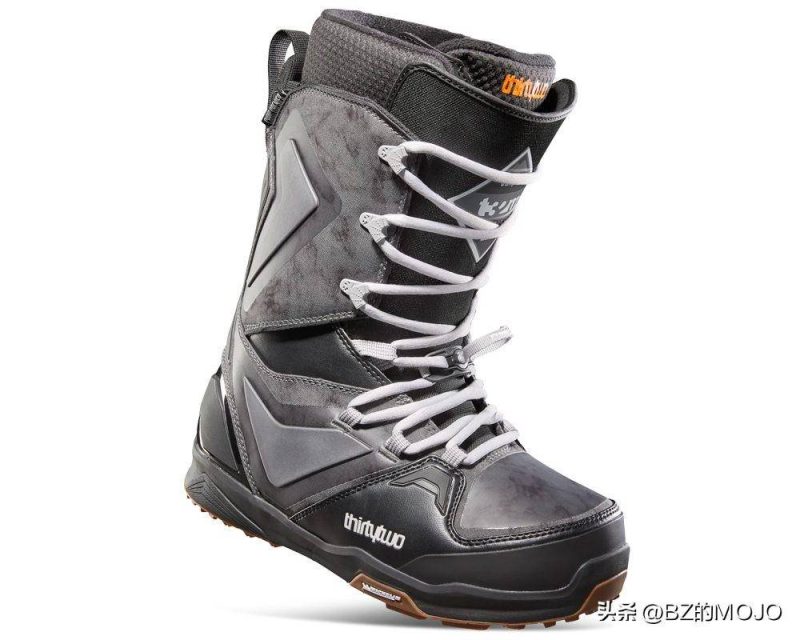 滑雪板品牌排行榜前十名图片-1 滑雪板品牌排行榜前十名图片-1