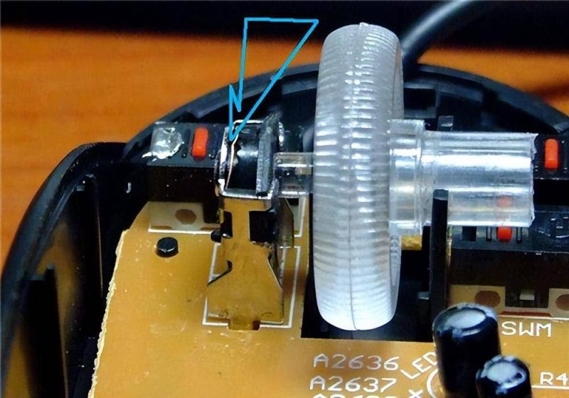 为什么鼠标滚轮上下失灵-1 为什么鼠标滚轮上下失灵-1