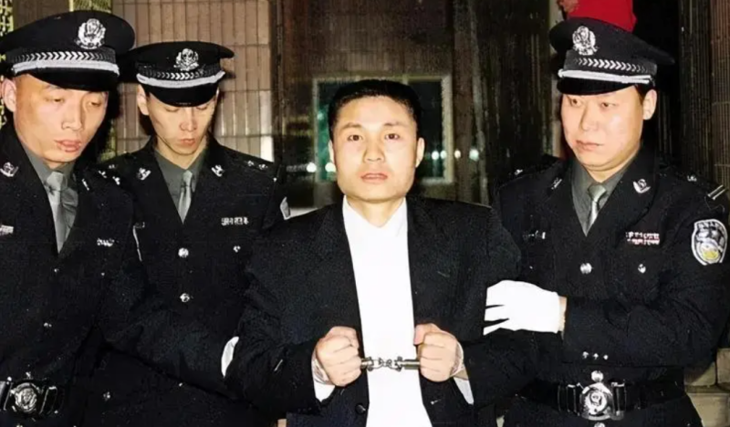 中国十大悍匪照片-1 中国十大悍匪照片-1