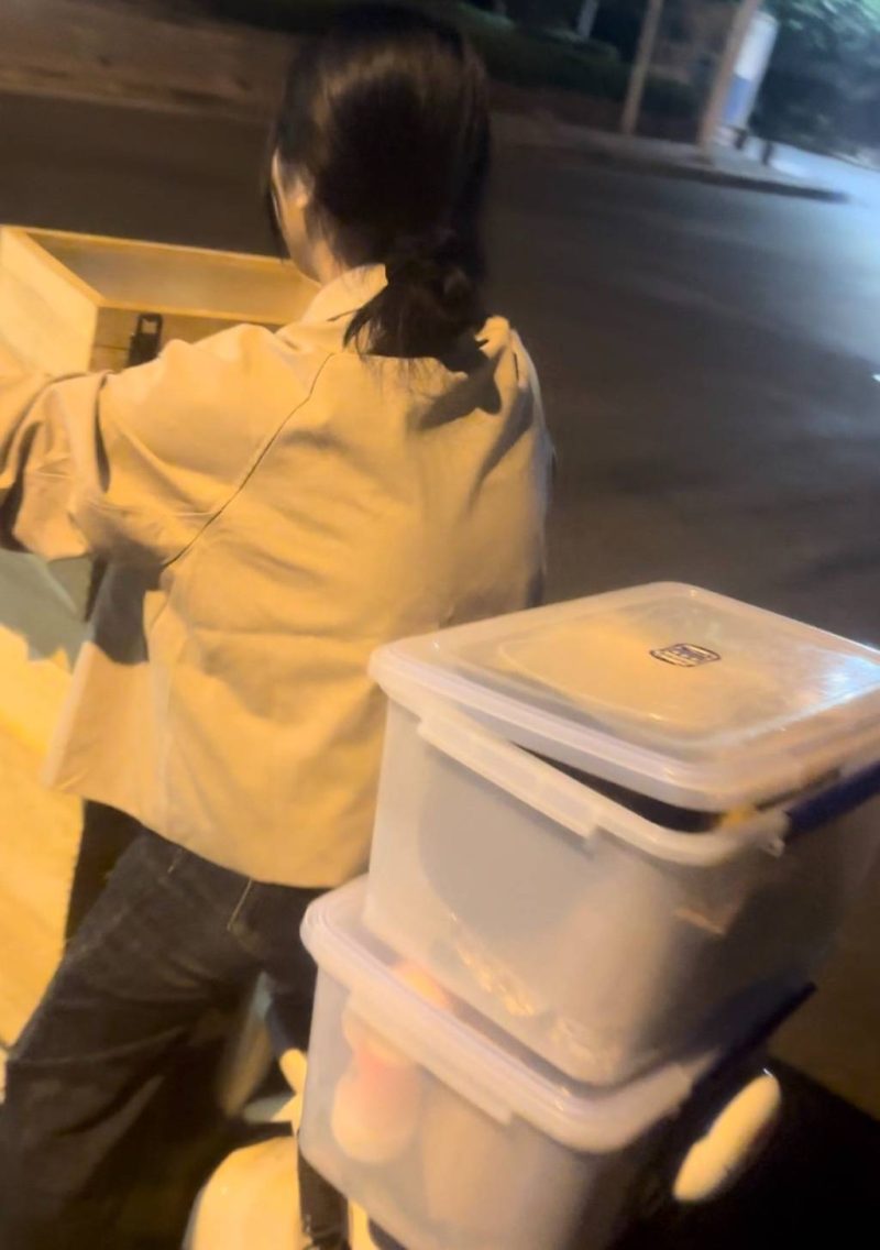 一串肉一把火,“烤”出人生好滋味!00后女孩在青创业,从路边摆摊到开店-1 一串肉一把火,“烤”出人生好滋味!00后女孩在青创业,从路边摆摊到开店-1