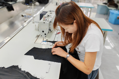 服装管理究竟是指什么？2025年最新服装创业项目管理的核心要素-专在家创业网